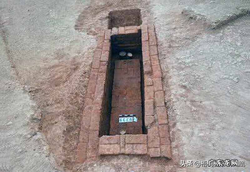 坟墓丁山癸向是什么方位 风水癸山丁向坟地发哪房