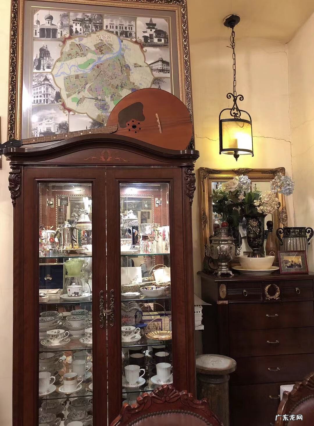 书桌斜桌面好吗 桌子斜着放有什么讲究