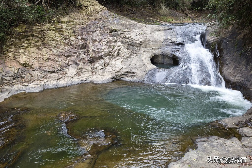 依山傍水别墅图片 高山风水图片大全