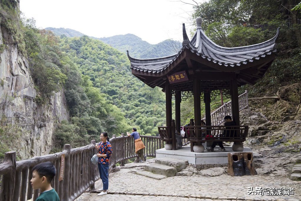 依山傍水别墅图片 高山风水图片大全