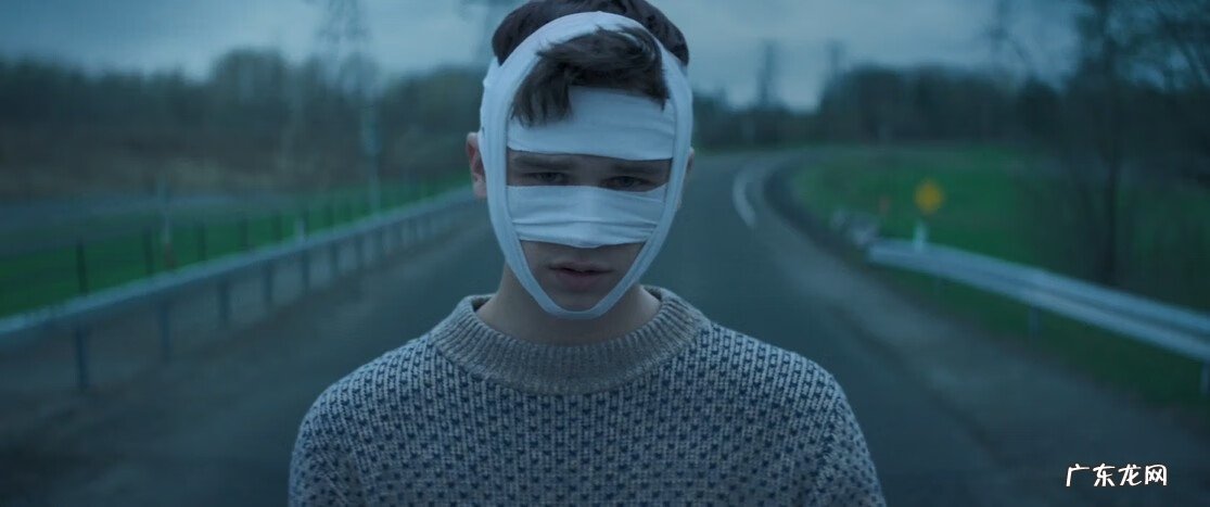 戴面具的男孩 面具男孩电影