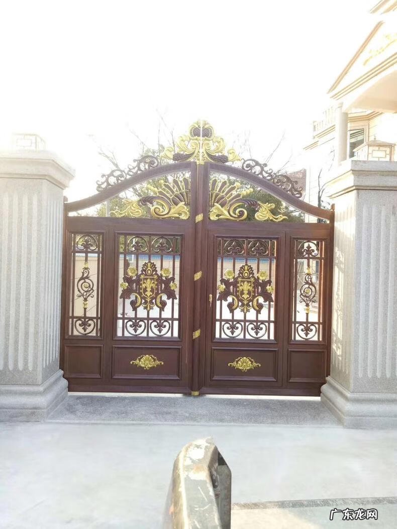 铜门在风水上有说法吗 铜门颜色风水