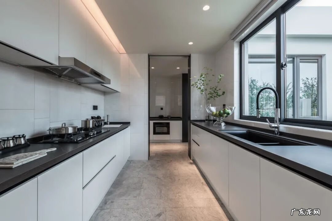 华光大帝和二郎神谁大 光华楼风水