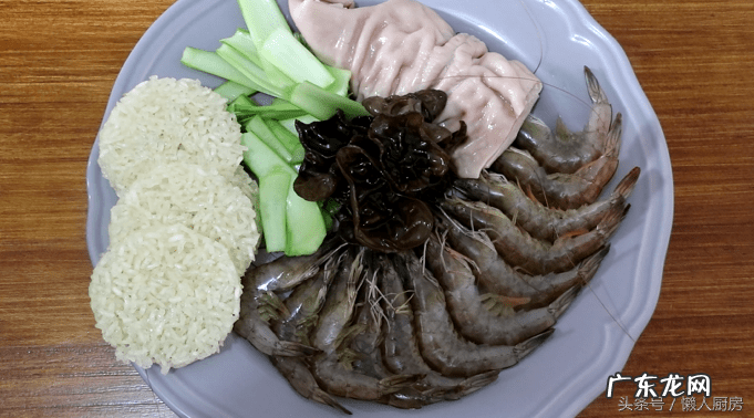 锅巴三鲜都有什么 三鲜锅巴是哪三鲜