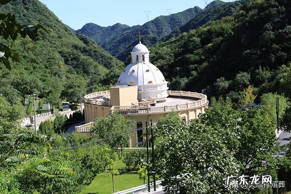 坟地左边有电线杆好吗 坟墓前面有电杆会有影响吗?