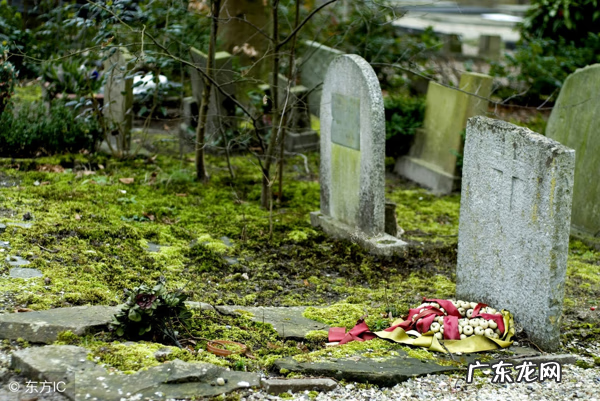 农村自己看坟风水的方法 农村葬坟风水