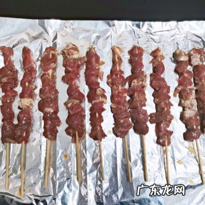 烤箱如何烤羊肉串 羊肉串烤箱的制作方法