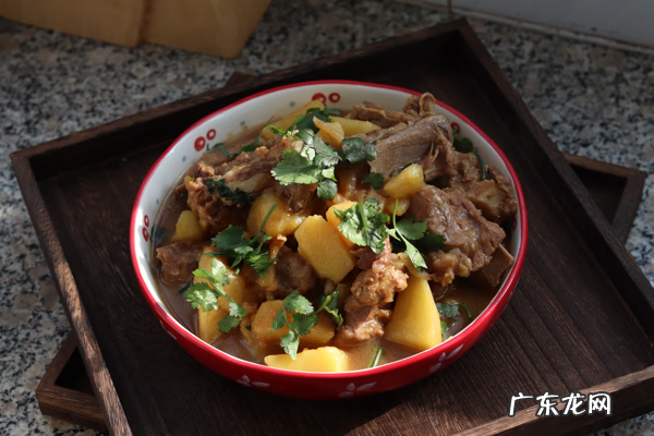 土豆炖排骨的做法大全 排骨炖土豆的家常做法大全