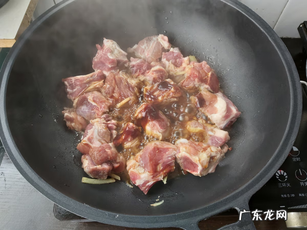 土豆炖排骨的做法大全 排骨炖土豆的家常做法大全