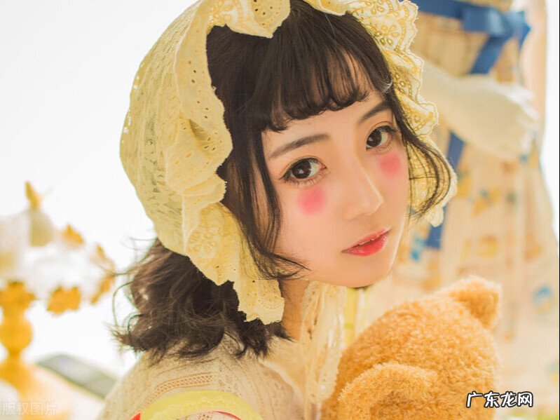 出自古诗词的女孩名字 何姓诗经取名女孩