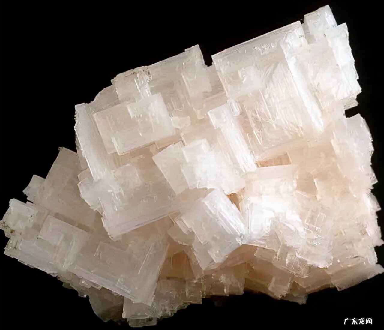 海盐水使用方法 大粒盐风水作用