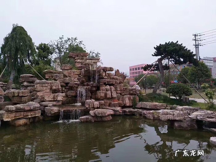 庭院假山鱼池风水 假山鱼池图片大全欣赏 风水