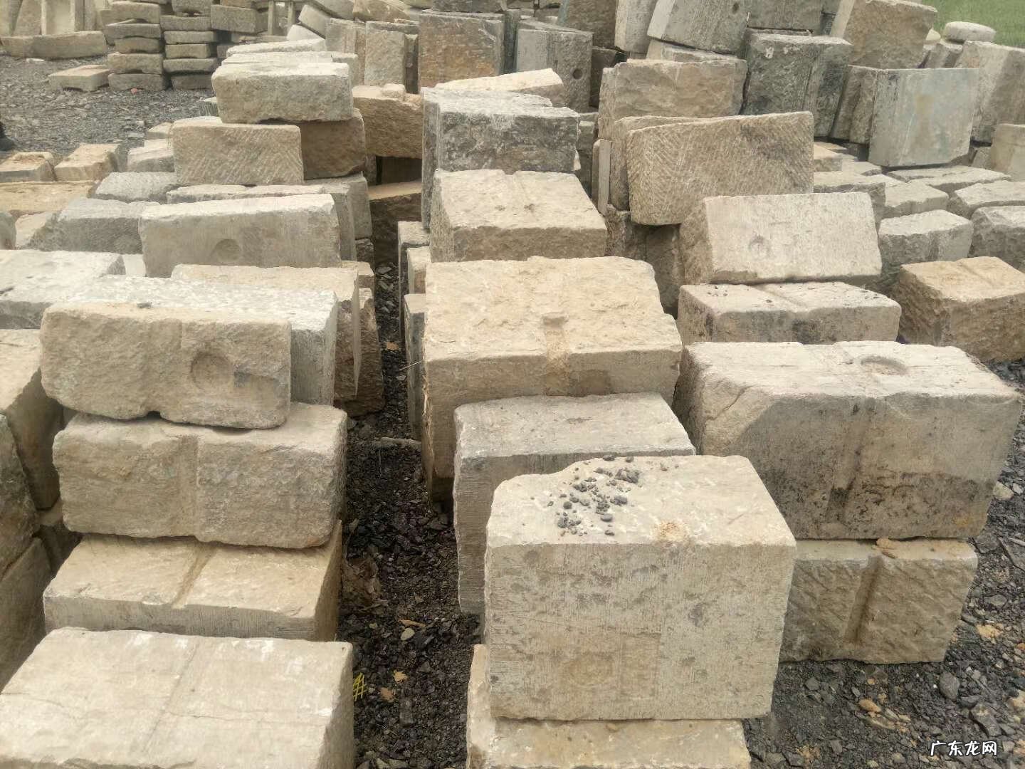 青石牛槽放家里好不好 院子里放青石牛槽好吗