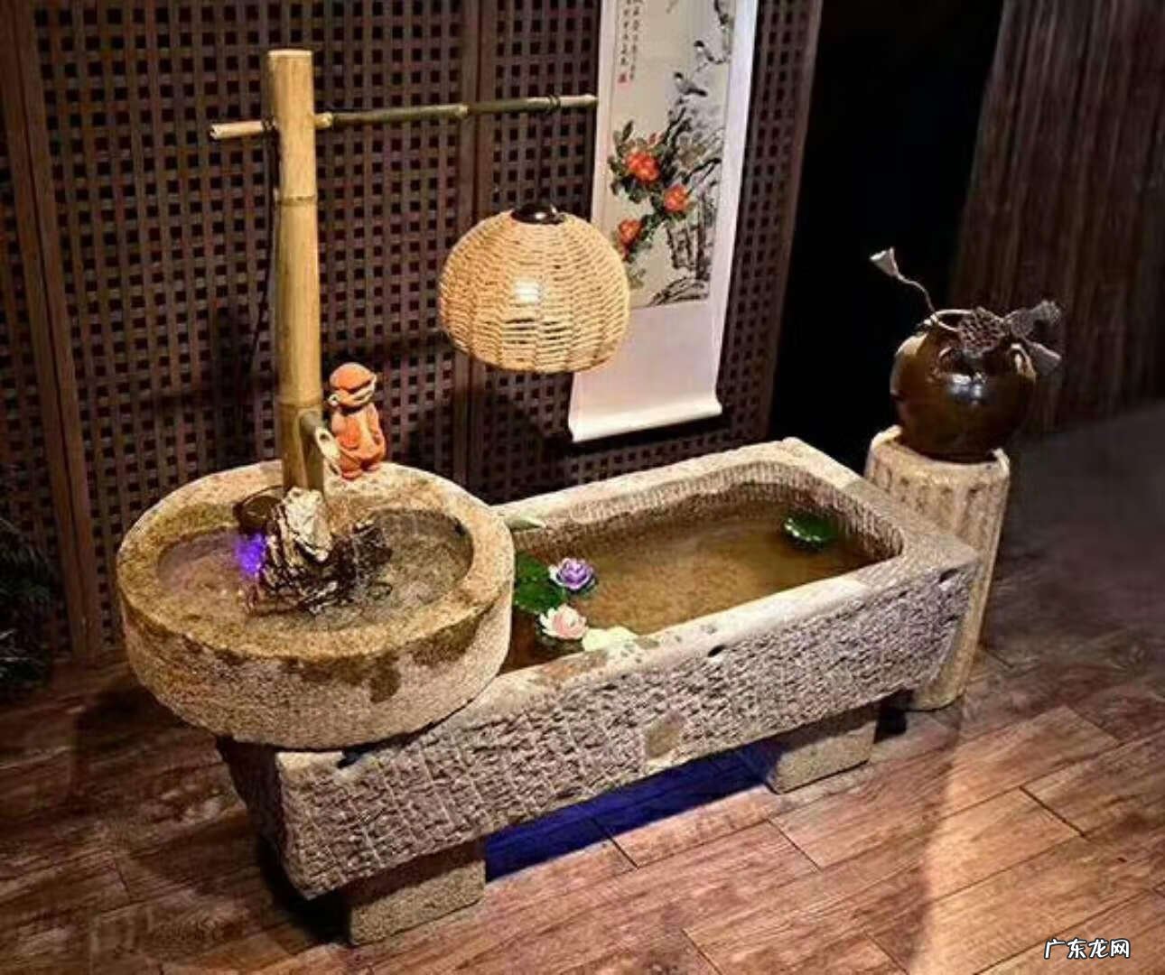 青石牛槽放家里好不好 院子里放青石牛槽好吗