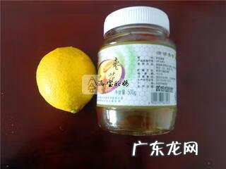 蜂蜜晚上可以喝吗 柠檬蜂蜜