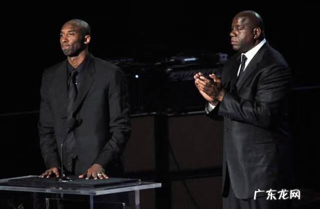 多少人为迈克杰克逊殉葬 迈克尔杰克逊葬礼完整