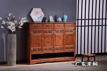 家中玄关挂什么风水好 没有玄关风水好吗