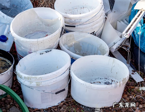 厨房烟道装修 装修烟头乱扔