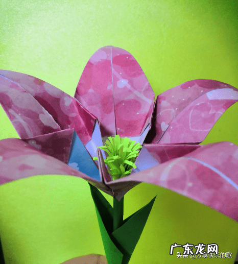 百合花怎么折简单又漂亮 百合花的折法怎么折