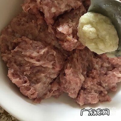 上海鲜肉月饼的制作方法步骤 鲜肉月饼的做法及配方
