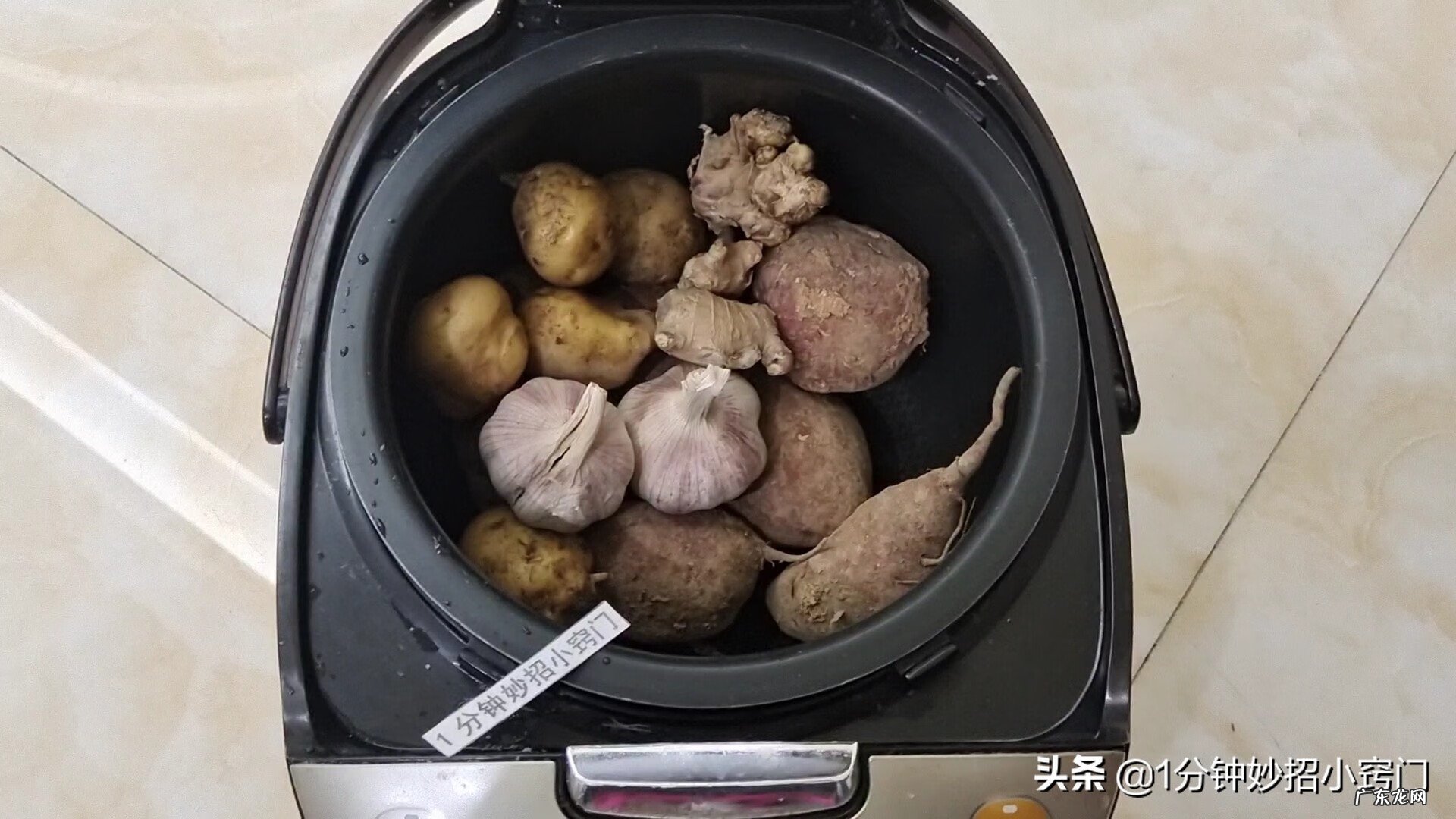 旧名片怎么处理风水好 旧饭锅不用了怎么处理