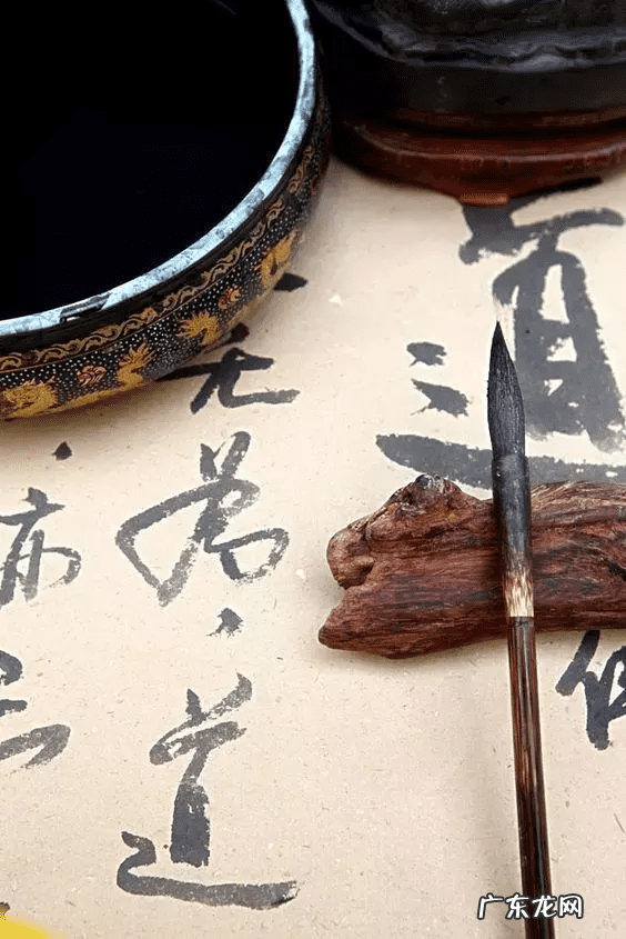 梁上放毛笔风水 毛笔的风水