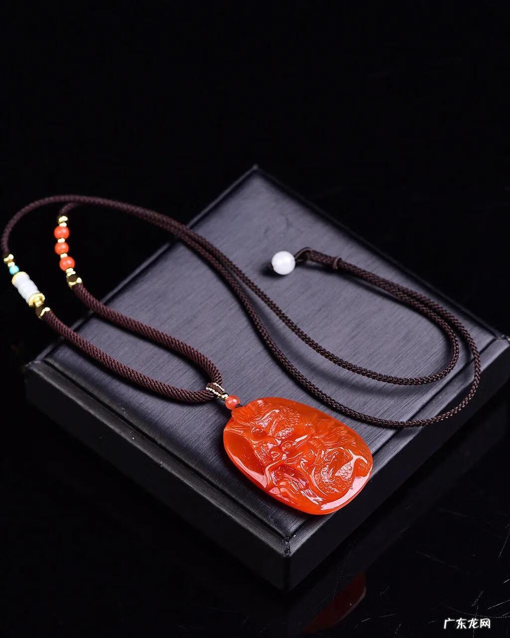 红水晶怎么鉴别 红水晶风水作用