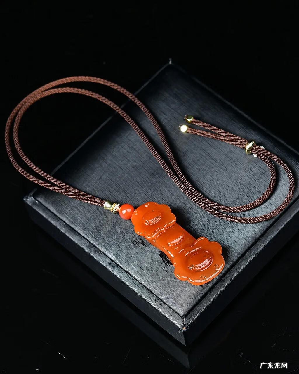 红水晶怎么鉴别 红水晶风水作用