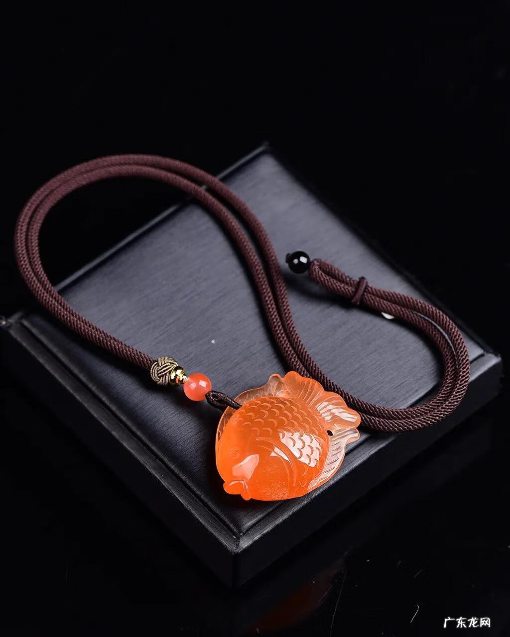 红水晶怎么鉴别 红水晶风水作用