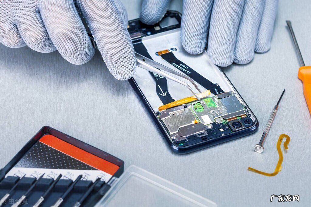 手机电池为什么充不上电 手机电池充不进电了