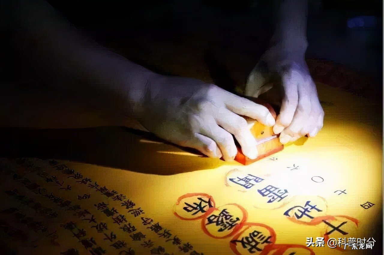 在水里救人应该怎么救 风水能救人吗