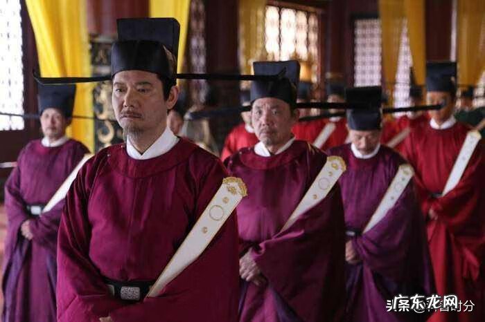 在水里救人应该怎么救 风水能救人吗