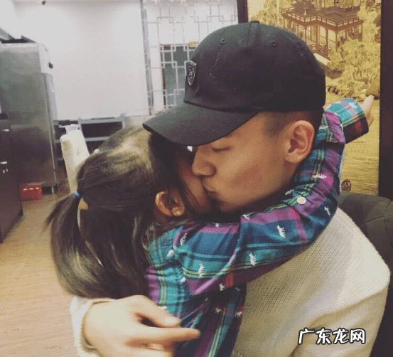 李英爱结过几次婚 李英爱龙凤胎微博