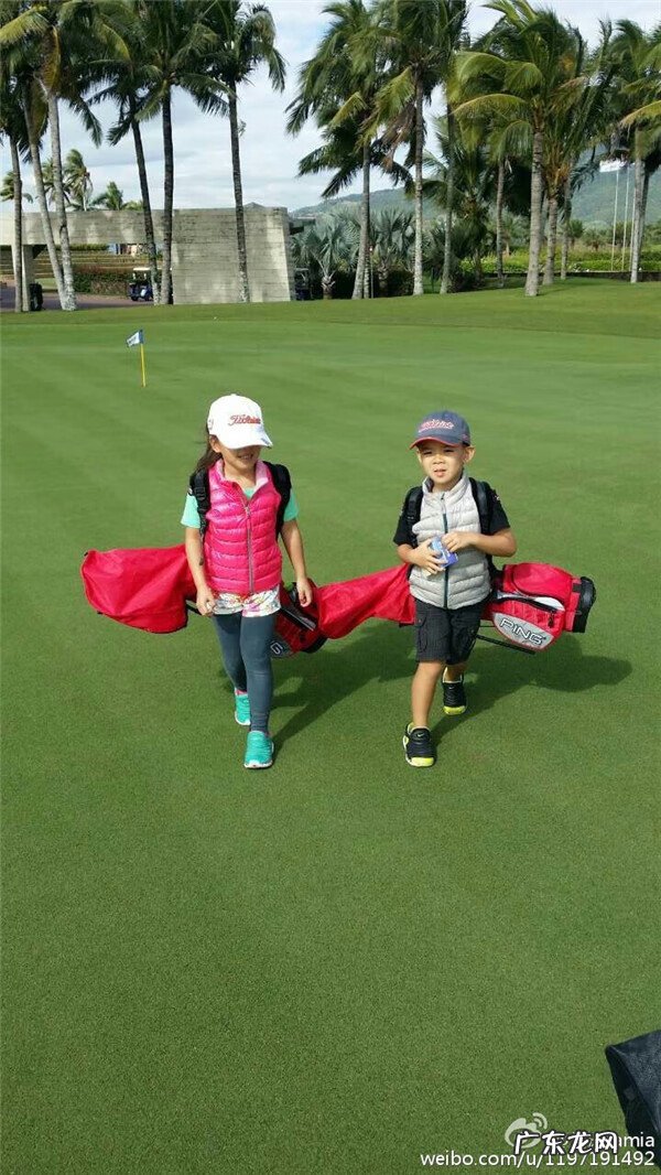 李英爱结过几次婚 李英爱龙凤胎微博