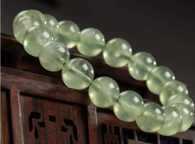 带橄榄手串的寓意什么 橄榄手串的风水作用