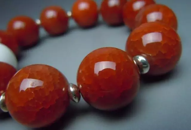 带橄榄手串的寓意什么 橄榄手串的风水作用