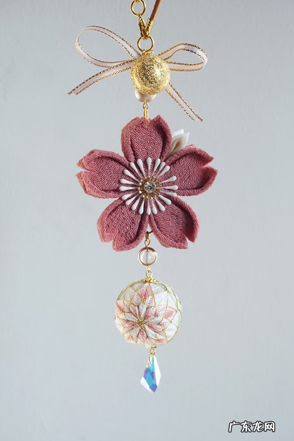 铃铛挂件寓意是什么 樱花铃铛挂件风水