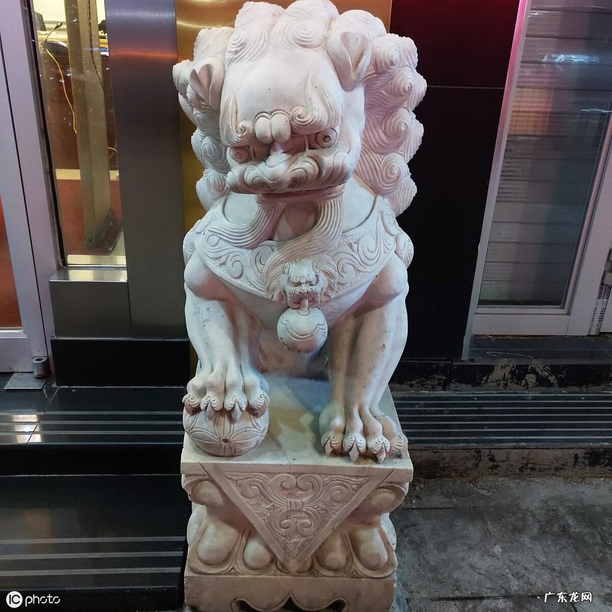 卧狮地在风水中是怎样的 狮子地风水能出什么人物