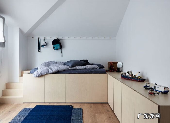 客厅沙发颜色风水禁忌 客厅进门侧面沙发如何做屏风