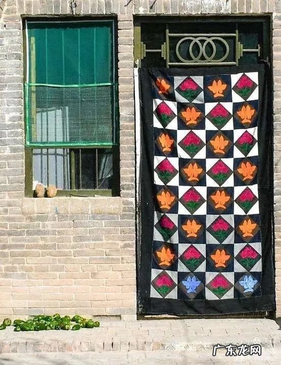 卫生间风水帘多长合适 门帘挂多少条合适