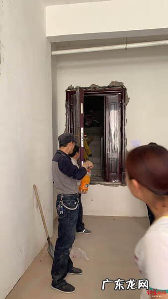 店面楼梯风水禁忌 楼梯下店铺风水化解