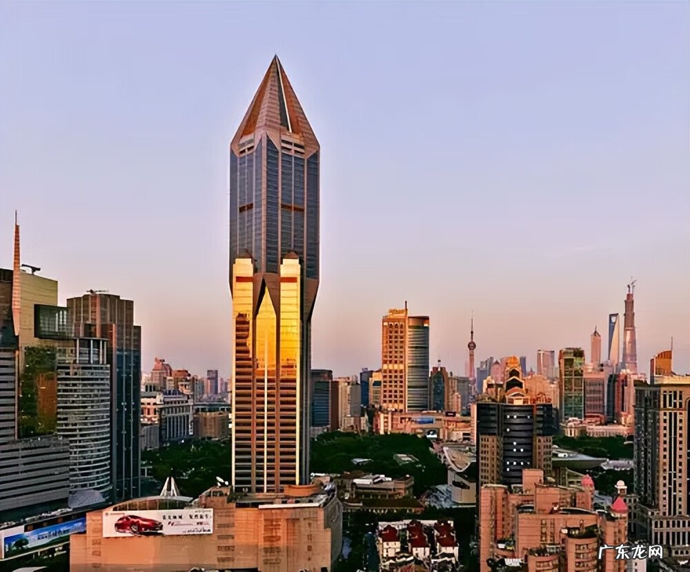 上海明天广场场地 上海明天广场是谁的