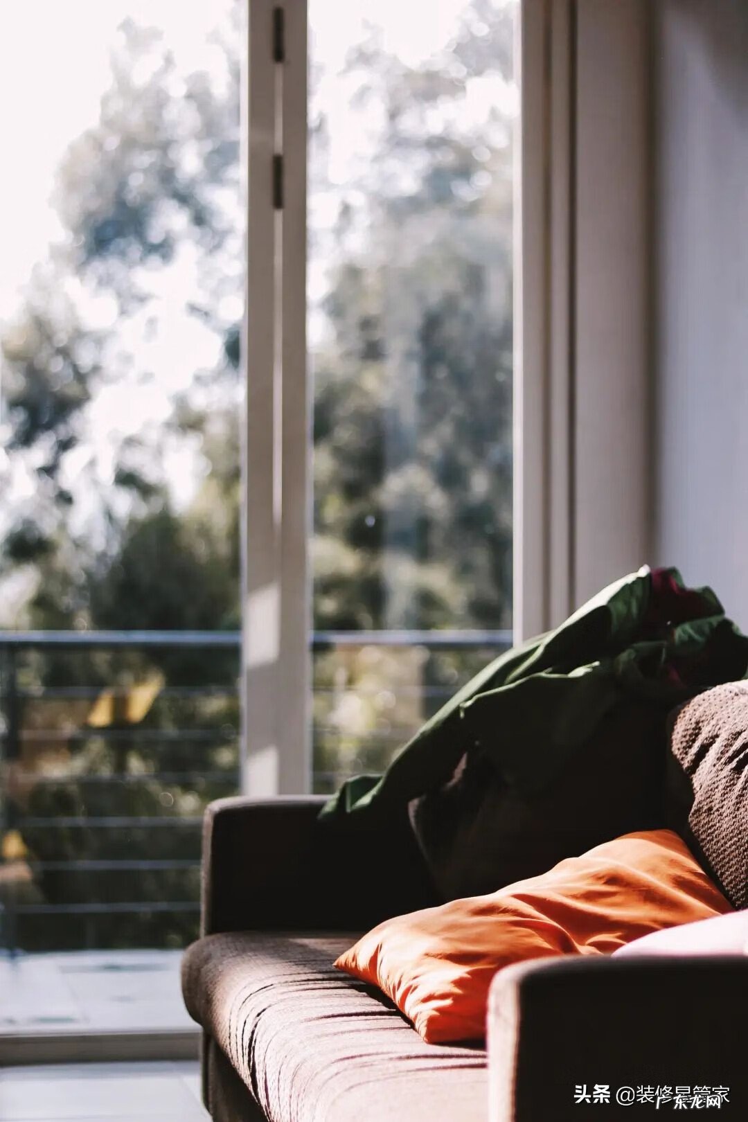 入户门颜色风水禁忌 入户门用不锈钢门风水