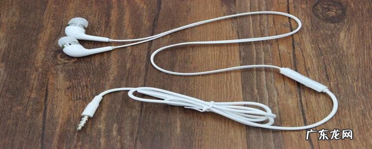 入耳式耳机和耳塞式耳机哪种好