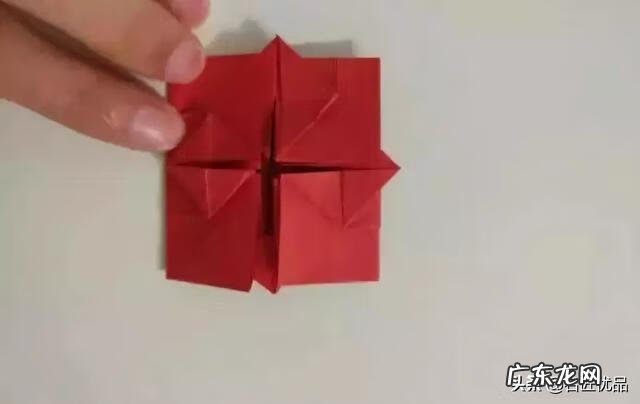 玫瑰花教程折纸 儿童最容易折的玫瑰花步骤