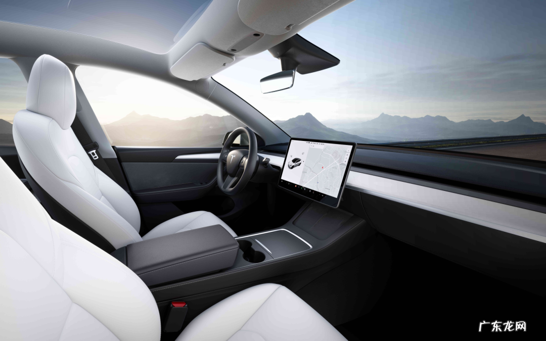 小鹏高速撞人,特斯拉致命车祸,自动驾驶是汽车最危险功能?