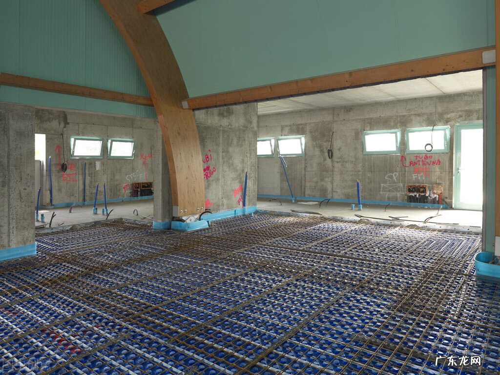 暖气回水管高影响温度吗 暖气进水管出水管温度一样吗