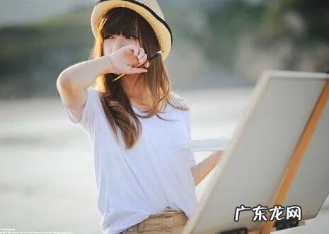 鼻子两边痕迹明显 鼻子右侧有痕迹风水