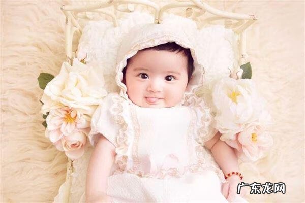 女孩英文名字大全及寓意 女生英文名字大全简单