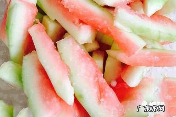 西瓜的白肉有什么功效与作用?